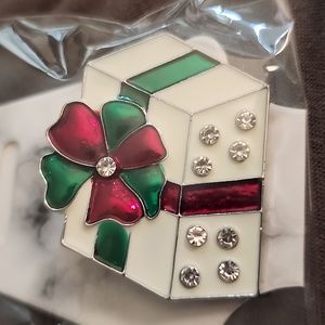 Gift brooch Christmas bling